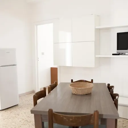 Aurora Apartment *